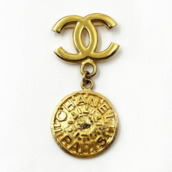 Chanel Vintage Gold Plated CC Medallion Large Brooch - Picture 1 of 4